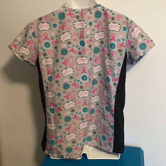 Nurses scrub top - Picture 4 of 7